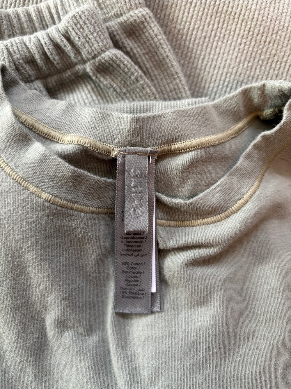SKIMS 2 piece  waffle  Lounge Pants & Top Set Mineral